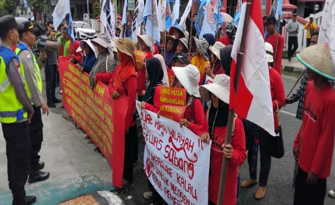 Sengketa Lahan Kampung Laut Cilacap Memanas, Nelayan dan Petani Kembali Geruduk BPN Pertanyakan Hak Tanah