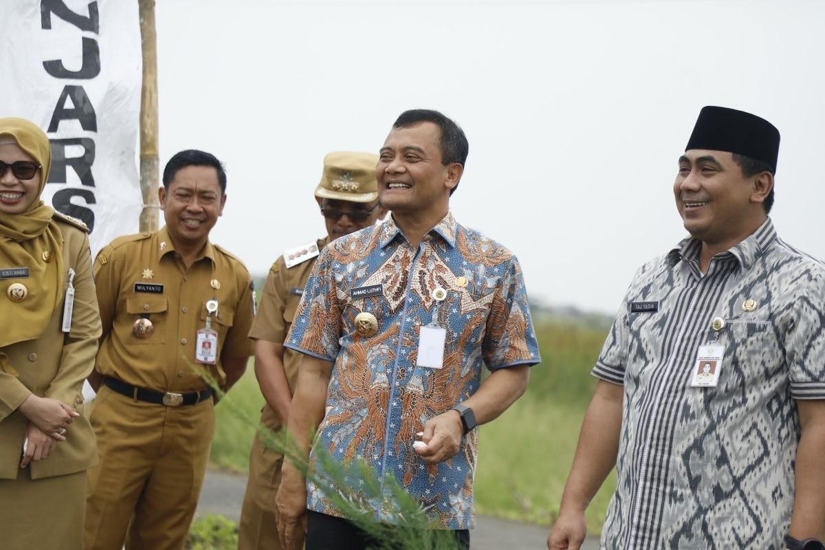 Satu Tahun Kinerja Gubernur Jateng Luthfi Yasin: Ekonomi Melonjak, Kemiskinan Menurun