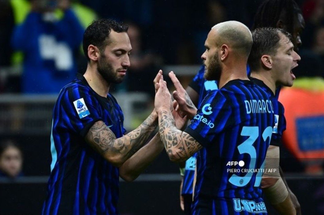 Inter Milan Kunci Puncak Klasemen Usai Taklukkan Genoa 2-0: Gol Voli Spektakuler Dimarco Warnai Kemenangan